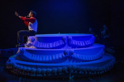 Το ροκ μιούζικαλ «Tick, Tick… Boom!» του Τζόναθαν Λάρσον για πρώτη φορά στην Ελλάδα από την Εναλλακτική Σκηνή της ΕΛΣ.